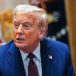 Ο πρόεδρος Τραμπ ισχυρίζεται πως το Ιράν ευθύνεται για τον βομβαρδισμό του σχολείου στη Μινάμπ