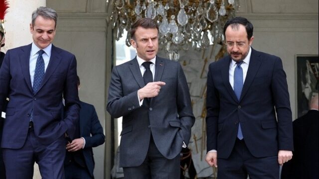 Στην Κύπρο σήμερα Μητσοτάκης και Μακρόν – Συνάντηση με Χριστοδουλίδη