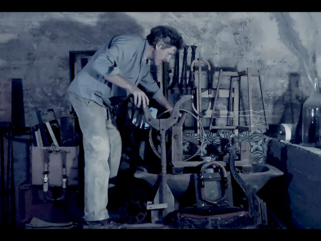 SMCK ON REEL: Τρεις μύθοι για την Αθήνα