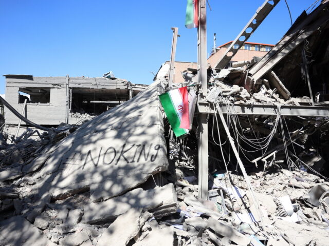 Ο Τραμπ «παραληρεί» απαντά το Ιράν στις απειλές του Αμερικανού προέδρου