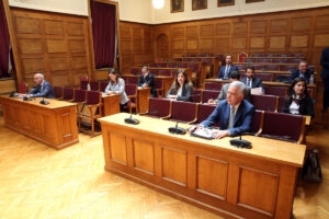 Σκάνδαλο ΟΠΕΚΕΠΕ: Άρση ασυλίας για Αθανασίου και Χατζηβασιλείου εισηγείται η Επιτροπή Δεοντολογίας