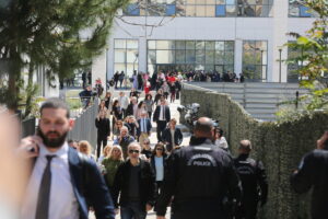 Απολογείται σήμερα ο 89χρονος για τα πυρά σε ΕΦΚΑ και Πρωτοδικείο