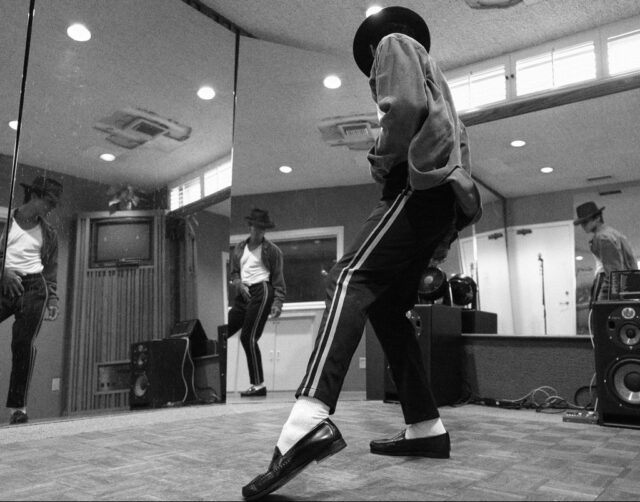 Ο Τζαφάρ Τζάκσον για τη μεταμόρφωσή του στη βιογραφική ταινία «Michael»