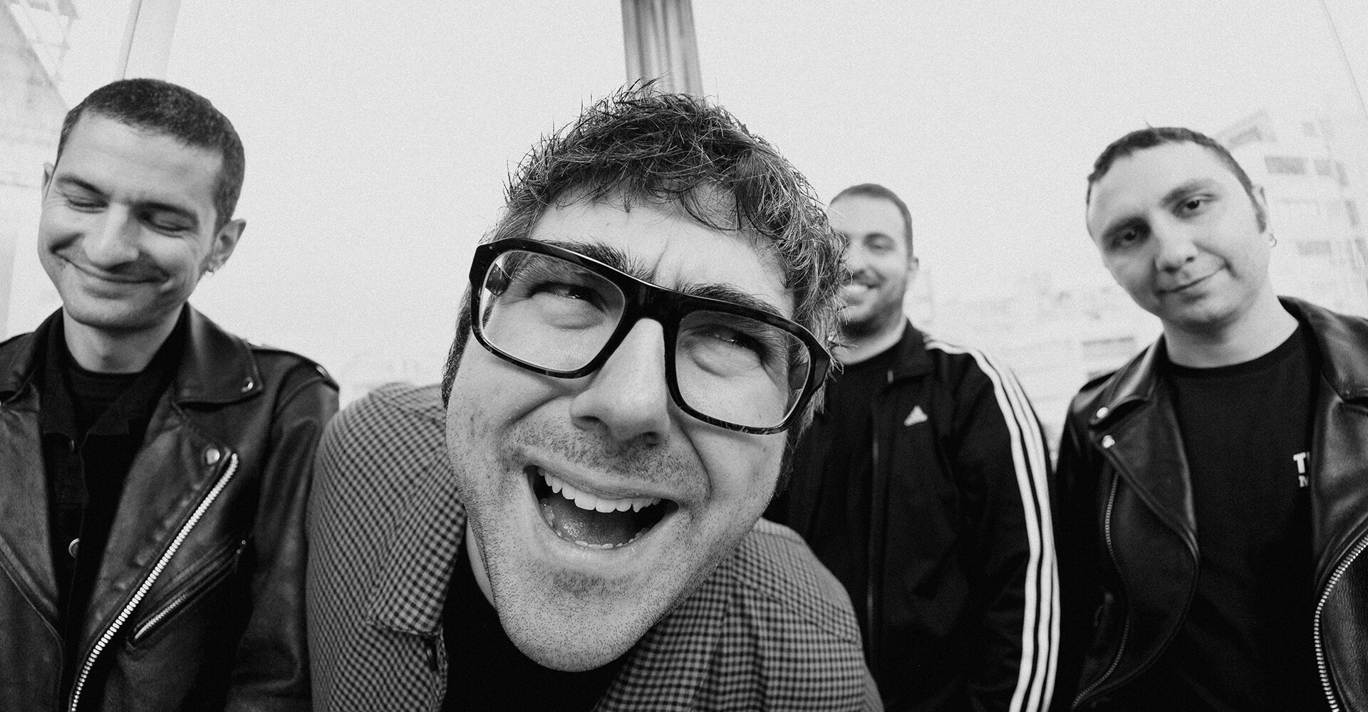 The Overjoyed: 15 χρόνια πείσμα, ιδρώτας και punk