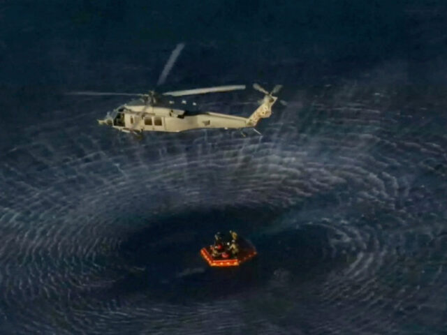 Η επιστροφή και προσθαλάσσωση του Artemis II: Τα πρώτα λόγια αστροναυτών και NASA