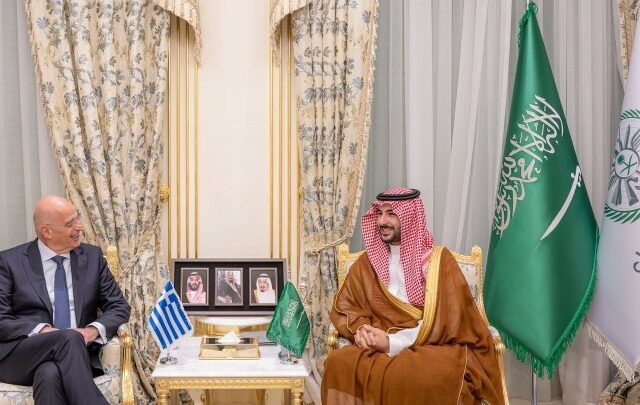 Επίσκεψη του Νίκου Δένδια στη Σαουδική Αραβία