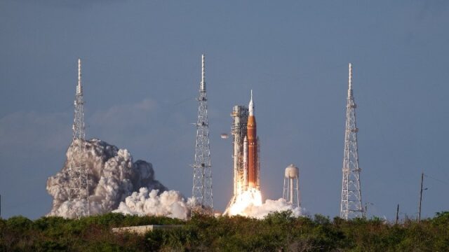 Οι αστροναύτες της αποστολής Artemis ΙΙ καταρρίπτουν το ρεκόρ απόστασης από τη Γη [ΒΙΝΤΕΟ]