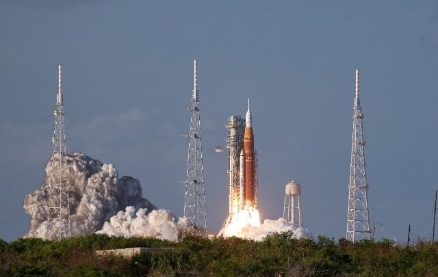 Οι αστροναύτες της αποστολής Artemis ΙΙ καταρρίπτουν το ρεκόρ απόστασης από τη Γη [ΒΙΝΤΕΟ]