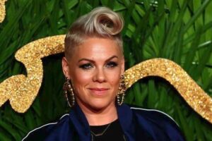 Η Pink αναλαμβάνει τα ηνία της παρουσίασης των 79ων Βραβείων Tony