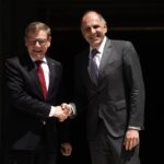 Γ. Γεραπετρίτης: Πρόθυμη η Ελλάδα να αναλάβει «ενεργό ρόλο» για την ασφαλή διέλευση των Στενών του Ορμούζ