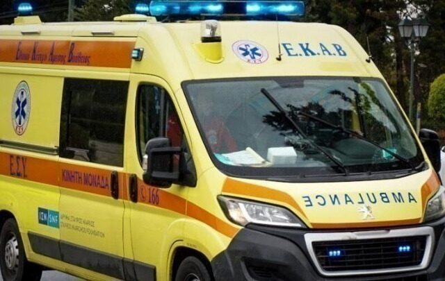 Τρεις τραυματίες μετά την υποχώρηση σκάλας στο αεροδρόμιο του Αράξου