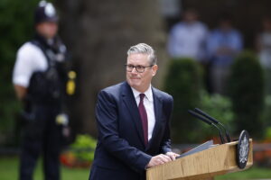 Βρετανία: Παραιτήθηκε ο Κιρ Στάρμερ – Aνοίγει ο δρόμος για αλλαγή ηγεσίας στους Εργατικούς