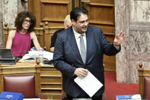 Βουλή: Ψηφίστηκε ο νέος Κώδικας Τοπικής Αυτοδιοίκησης