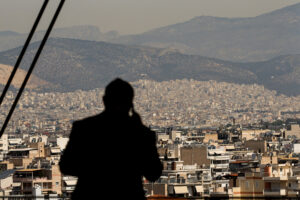 Στεγαστική κρίση: Πώς θα «ανοίξουν» ή πώς θα «κλείσουν» τα σπίτια