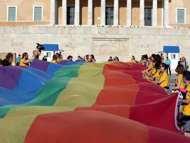Η ΣΤΑΣΥ αρνήθηκε να βάλει αφίσες του Athens Pride στο Μετρό, καταγγέλλουν οι διοργανωτές