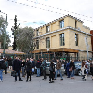 Στο Βέλγιο συννέφιασε, στην Ευελπίδων βρέχει…