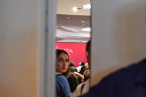 ΣΥΡΙΖΑ: Χτυπώντας επίμονα μια πόρτα που δεν πρόκειται να ανοίξει