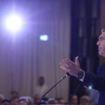 Από την «ειρηνική επανάσταση» στην «ηθική επανάσταση» ένας…Τσίπρας δρόμος
