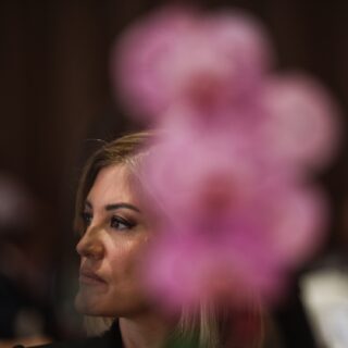 Γιατί η Ράνια Τζίμα είναι ο πραγματικός λόγος που βλέπουν το δελτίο του Mega