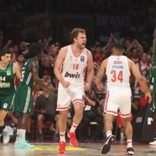 Πρωταθλητής και στην GBL ο Ολυμπιακός
