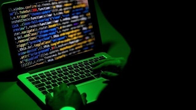 Συλλήψεις τεσσάρων ατόμων για διακίνηση υλικού σεξουαλικής κακοποίησης ανηλίκων μέσω διαδικτύου