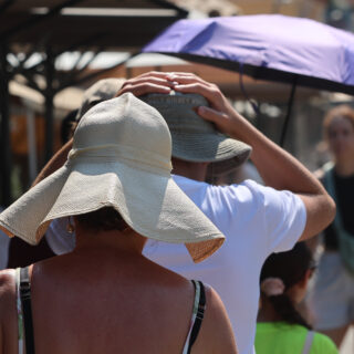 Κορυφώνεται ο καύσωνας: Πού θα δείξει 43άρια και πότε θα πέσει η θερμοκρασία