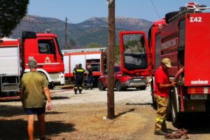 Σε συναγερμό για πυρκαγιές η χώρα – Ποιες περιοχές είναι στο «κόκκινο»