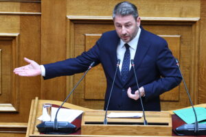 Ανδρουλάκης σε Μητσοτάκη: Αφήστε τα «λυπάμαι» και τα «θυμώνω», οι πολίτες χρειάζονται λύσεις για την ακρίβεια