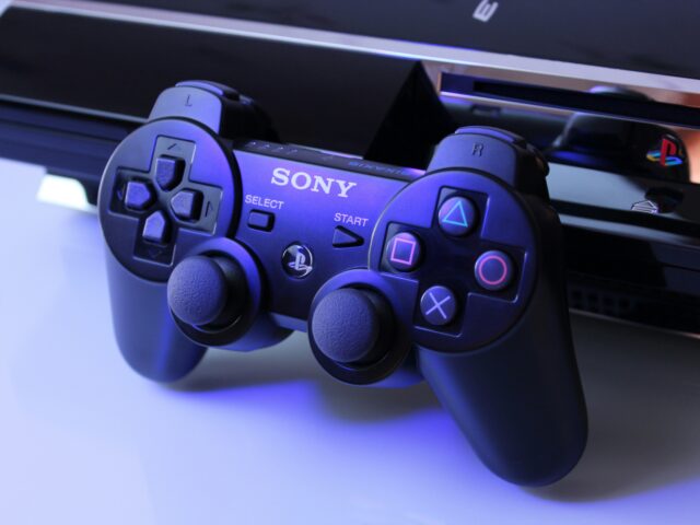 Η Sony δεν θα βγάζει πια παιχνίδια σε φυσική μορφή για το PlayStation. Και αυτό θα έπρεπε να μας ανησυχεί όλους