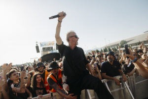 Matt Berninger πώς τους πετσόκοψες έτσι;