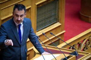 Χαρίτσης: Η ΕΛΑΣ οδηγεί τις εξελίξεις, αλλά είναι αναγκαία η ενότητα των προοδευτικών κομμάτων