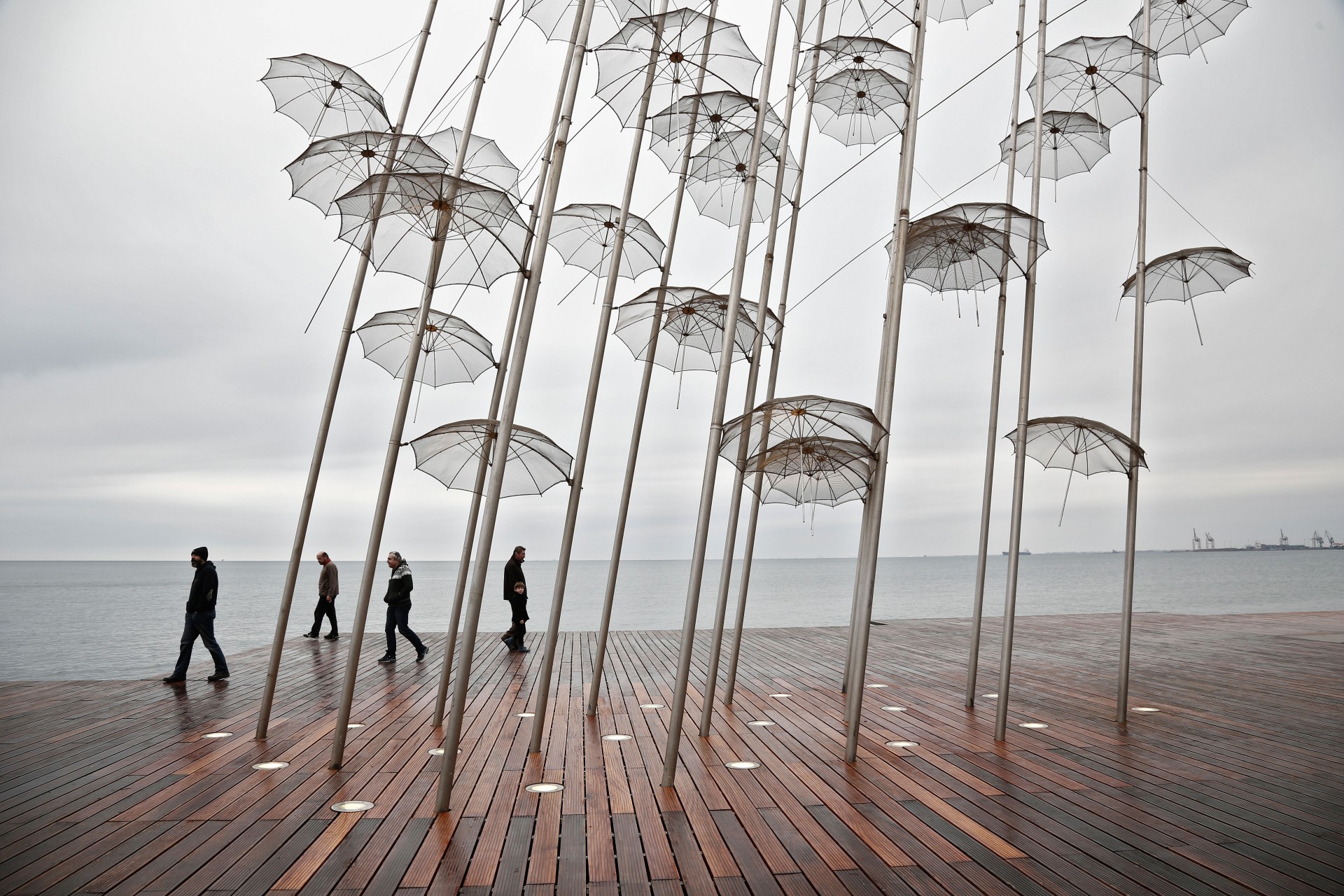 Greek; Northern Greece; Salonika; sea; seafront; Thessaloniki; waterfront; Θεσσαλονίκη; αποβάθρα; νέα παραλία; παραλία; προκυμαία