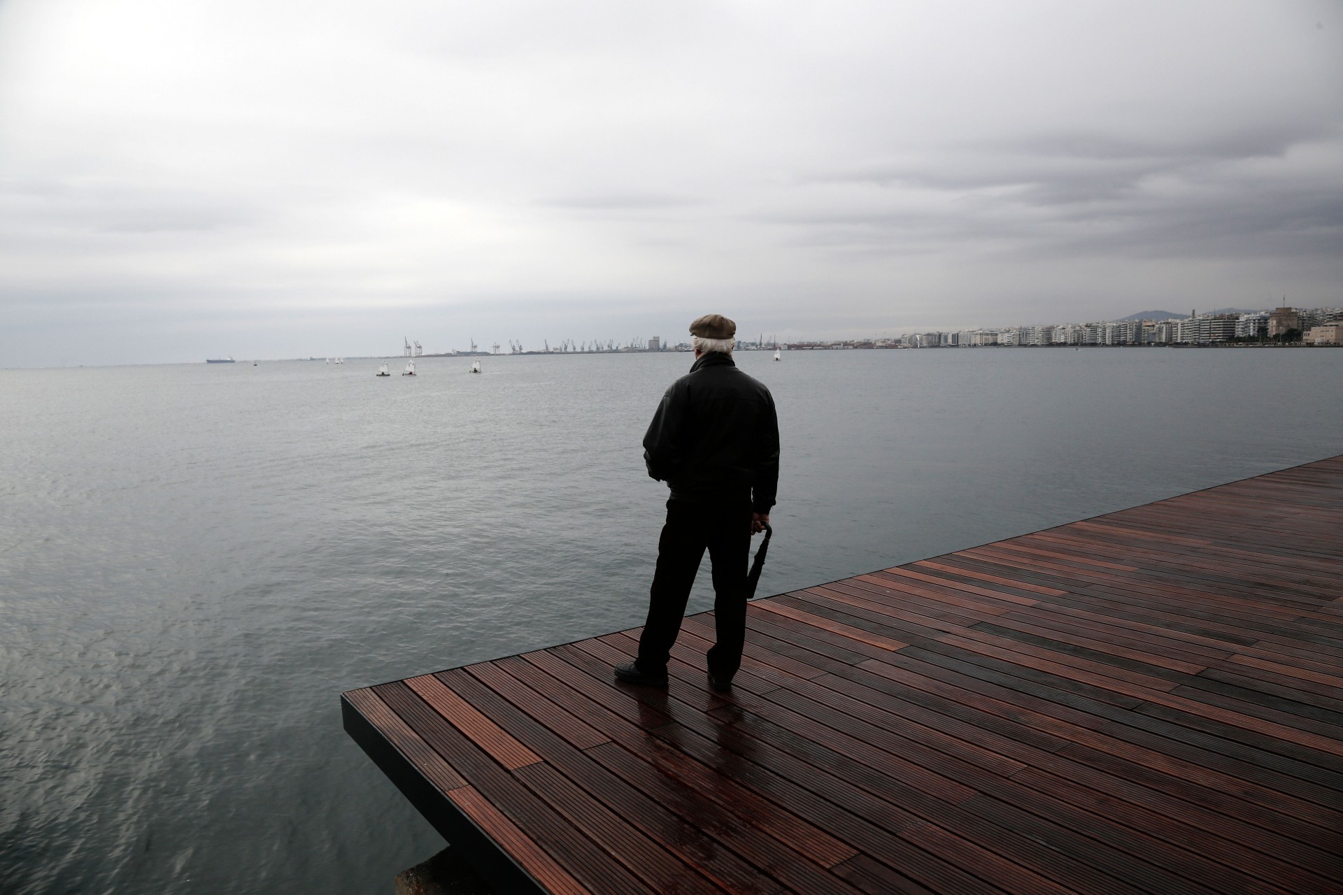 Greek; Northern Greece; Salonika; sea; seafront; Thessaloniki; waterfront; Θεσσαλονίκη; αποβάθρα; νέα παραλία; παραλία; προκυμαία