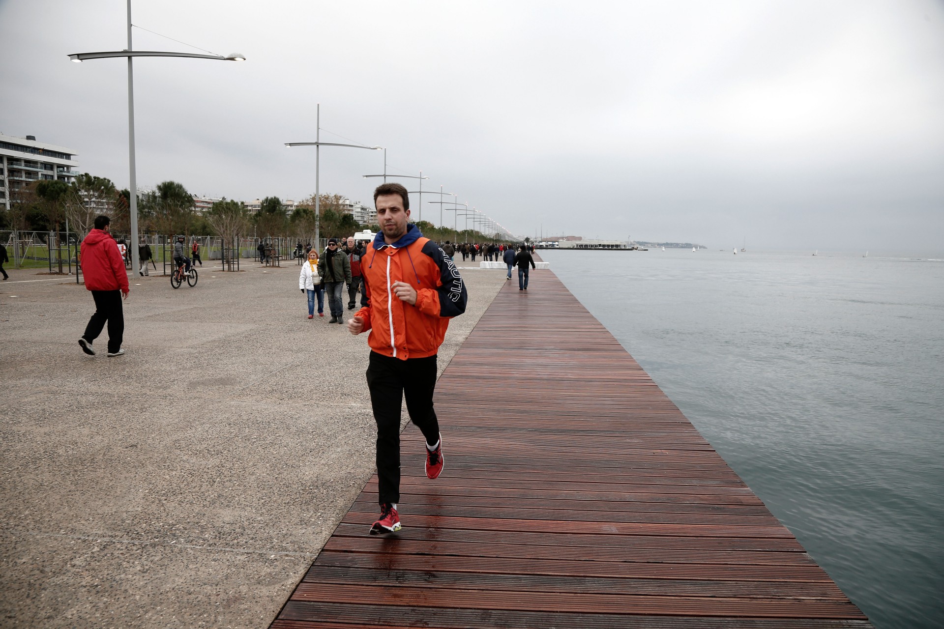 Greek; Northern Greece; Salonika; sea; seafront; Thessaloniki; waterfront; Θεσσαλονίκη; αποβάθρα; νέα παραλία; παραλία; προκυμαία