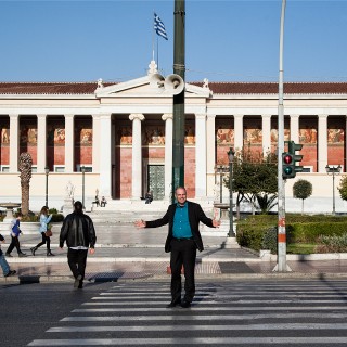 Περπατώντας στην Πανεπιστημίου με τον Martin Knuijt