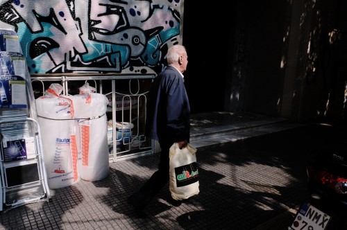 Ο δήμος Θεσσαλονίκης καθιερώνει πρόστιμα για σκουπίδια