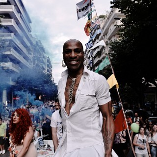 «ΠΕΣ ΚΑΙ ΓΙΑ ΤΟΥΣ ΣΚΥΛΑΡΑΠΕΣ»