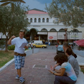 Πήγαμε στην ξενάγηση που κάνουν οι άστεγοι που συνεργάζονται με το περιοδικό Σχεδία