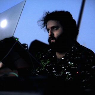 To Πολλαπλό Ειδωλο του Γιάννη Βεσλεμέ