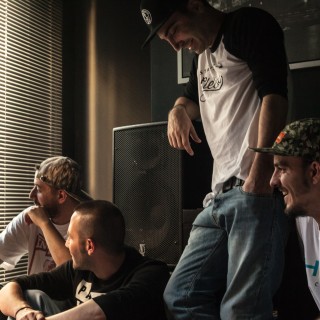 Ακούστε τους Βήτα Πεις να διασκευάζουν Παύλο Σιδηρόπουλο αποκλειστικά στην Popaganda