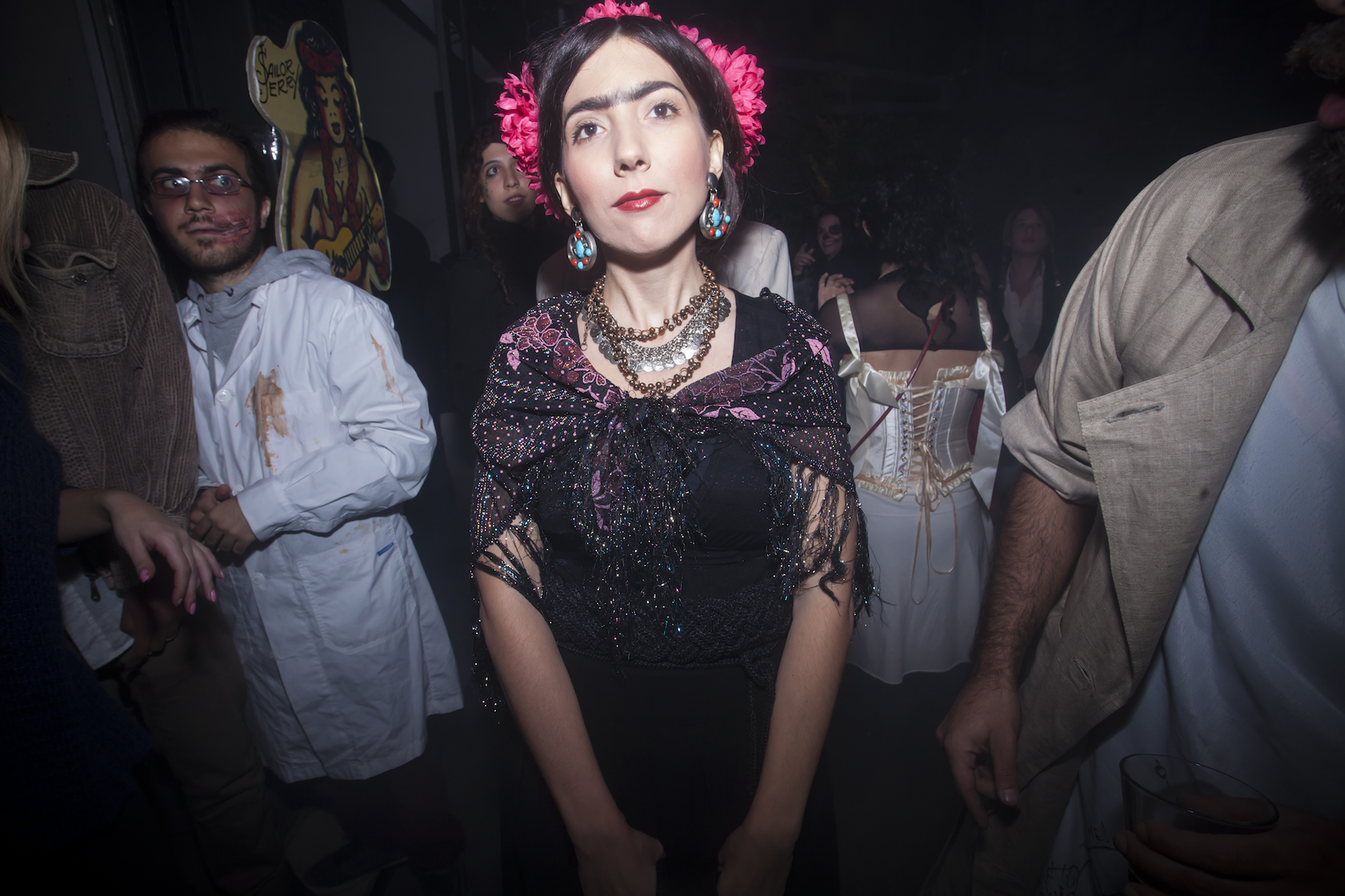 costume; dress up; fun; Halloween; nightlife; party; Six Dogs; spooky; διασκέδαση; θρίλερ]; μεταμφιεση; νυχτερινη ζωή; νύχτα; πάρτυ; τρόμος