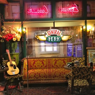 Ποια είναι η αγαπημένη σας sitcom; (Πολλαπλής επιλογής)