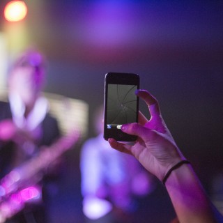 Γιατί τόσες φωτογραφίες βρε παιδιά;