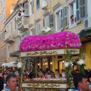 Το Κερκυραϊκό Πάσχα με σύμμαχο το κινητό σας