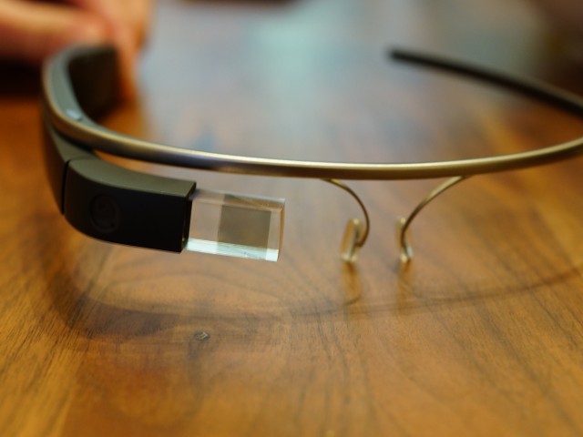 Αύριο κυκλοφορεί το Google Glass