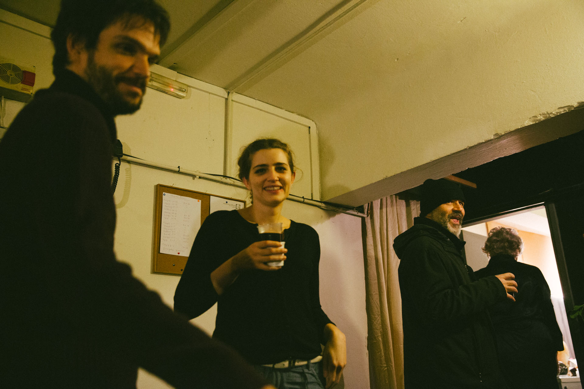 Από τα παρασκήνια, Μαρία Κίτσου, Κώστας Βασαρδάνης, Νίκος Χατζόπουλος.