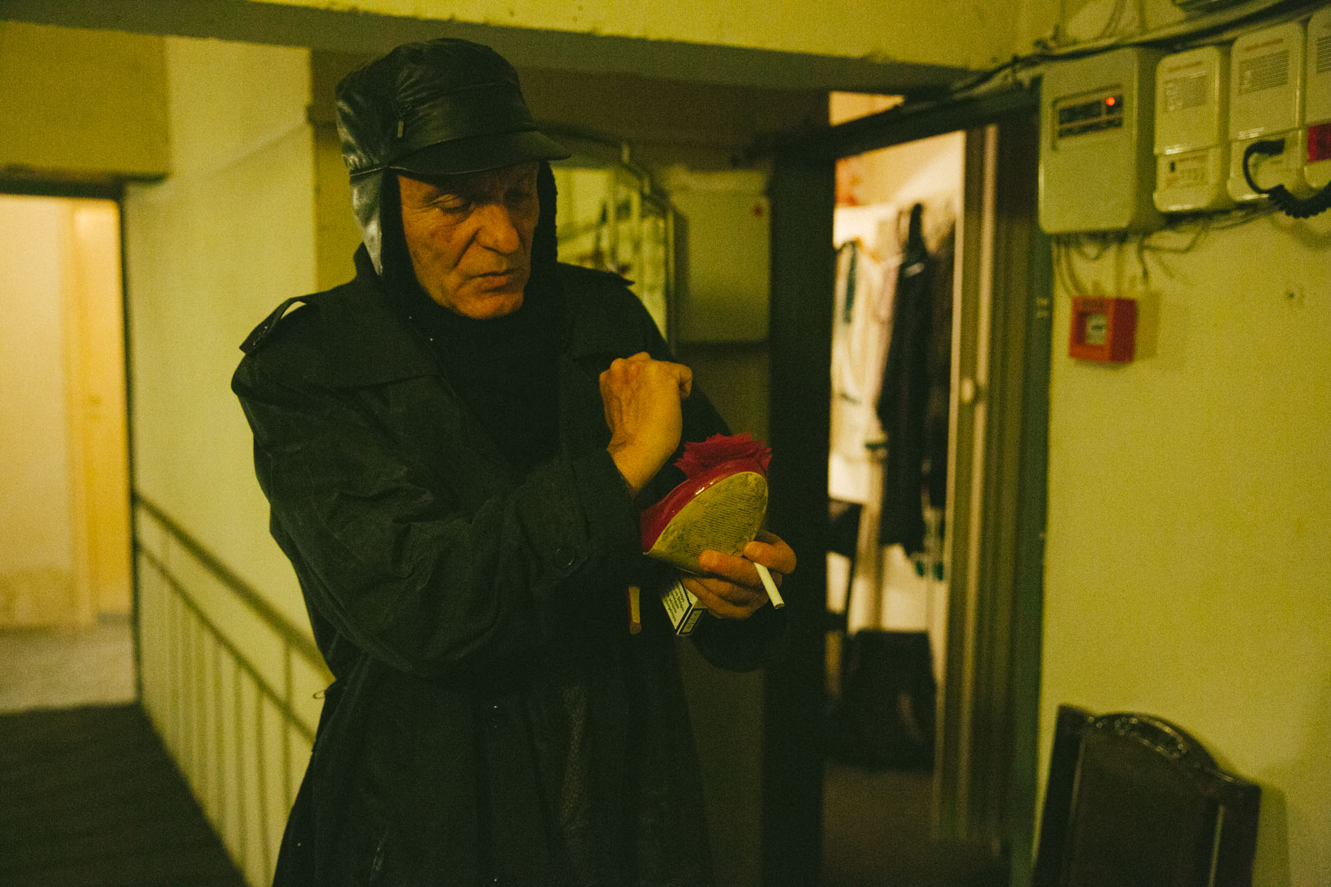 Ο "Ένγκστραντ" Γιώργος Κέντρος, με πλήρη ενδυμασία.