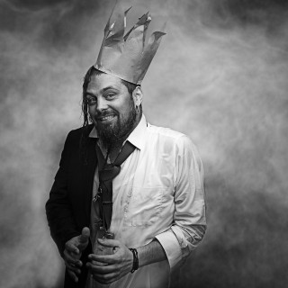 Ο Σπύρος Γραμμένος θα ήθελε να κουρέψει τον Φοίβο Δεληβοριά και να τραγουδήσει με την Πάολα