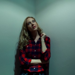 Η Φαίη Ξυλά ταξιδεύει συνέχεια