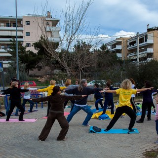 Με ανάγνωση και γιόγκα η ζωή γίνεται καλύτερη